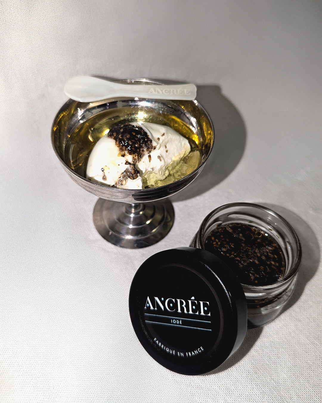 Association du caviar végétal avec une burrata crémeuse