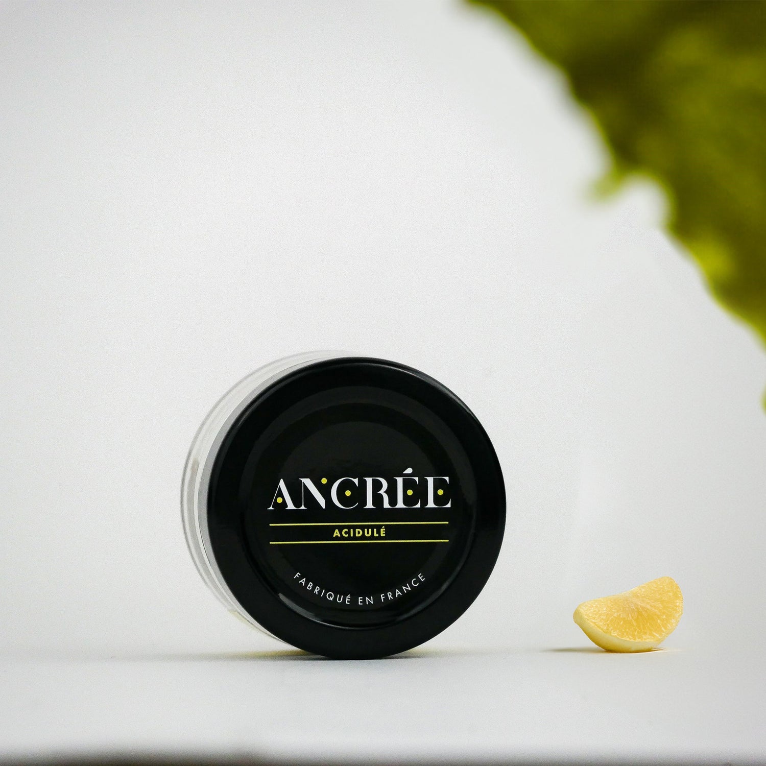 Pot de caviar végétal Acidulé. Cette saveur a un pep's en plus grâce au mariage puissant du citron et du yuzu.