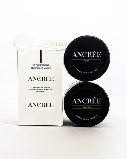 Coffret duo de saveurs Iodée et Wasabi, vendu en ligne sur le site. La cuillère en nacre est offerte.