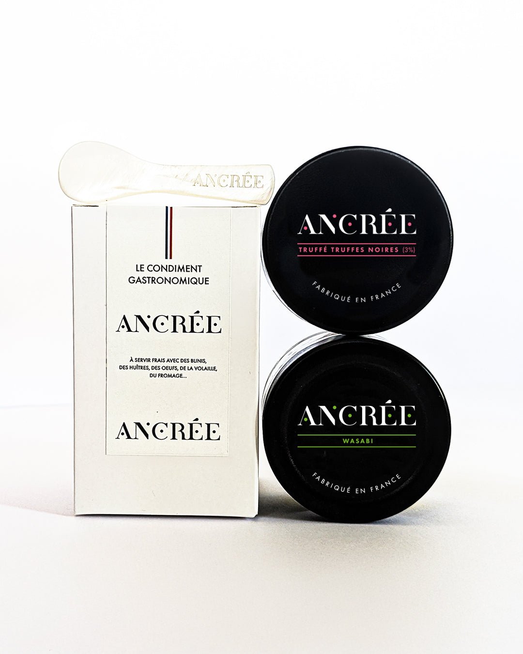 Coffret duo de saveurs Truffée et Wasabi, vendu en ligne sur le site. La cuillère en nacre est offerte.
